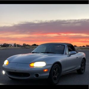 Meet your Posher, Noe